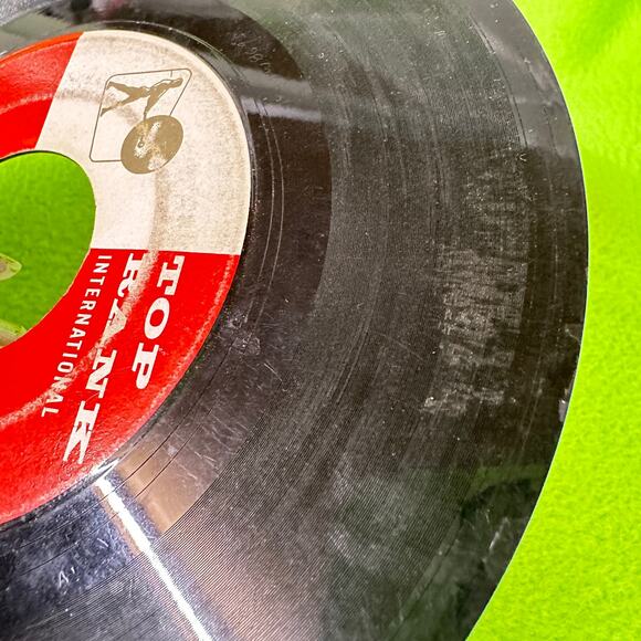 Fireballs - Bulldog / Nearly Sunrise - Top Rank RA-2026 - 45rpm Vinyl Record - Picture 7 of 8